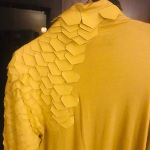 Fun yellow blouse